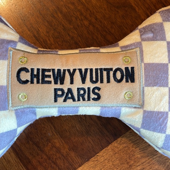 NWT CHEWY VUITON PARIS BONE SHAPED DOG TOY - SO ADORABLE - MUST SEE!!!! - Picture 5 of 7